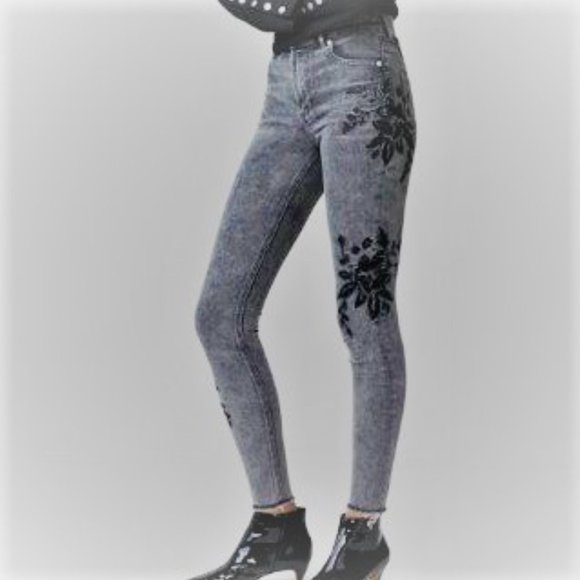 High-Waisted Floral-Embroidered Ankle Skinny Jean with Raw Distressed Hem - Picture 2 of 16